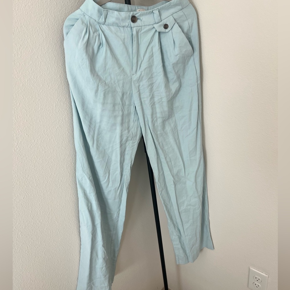 Light blue pants size 2 new day